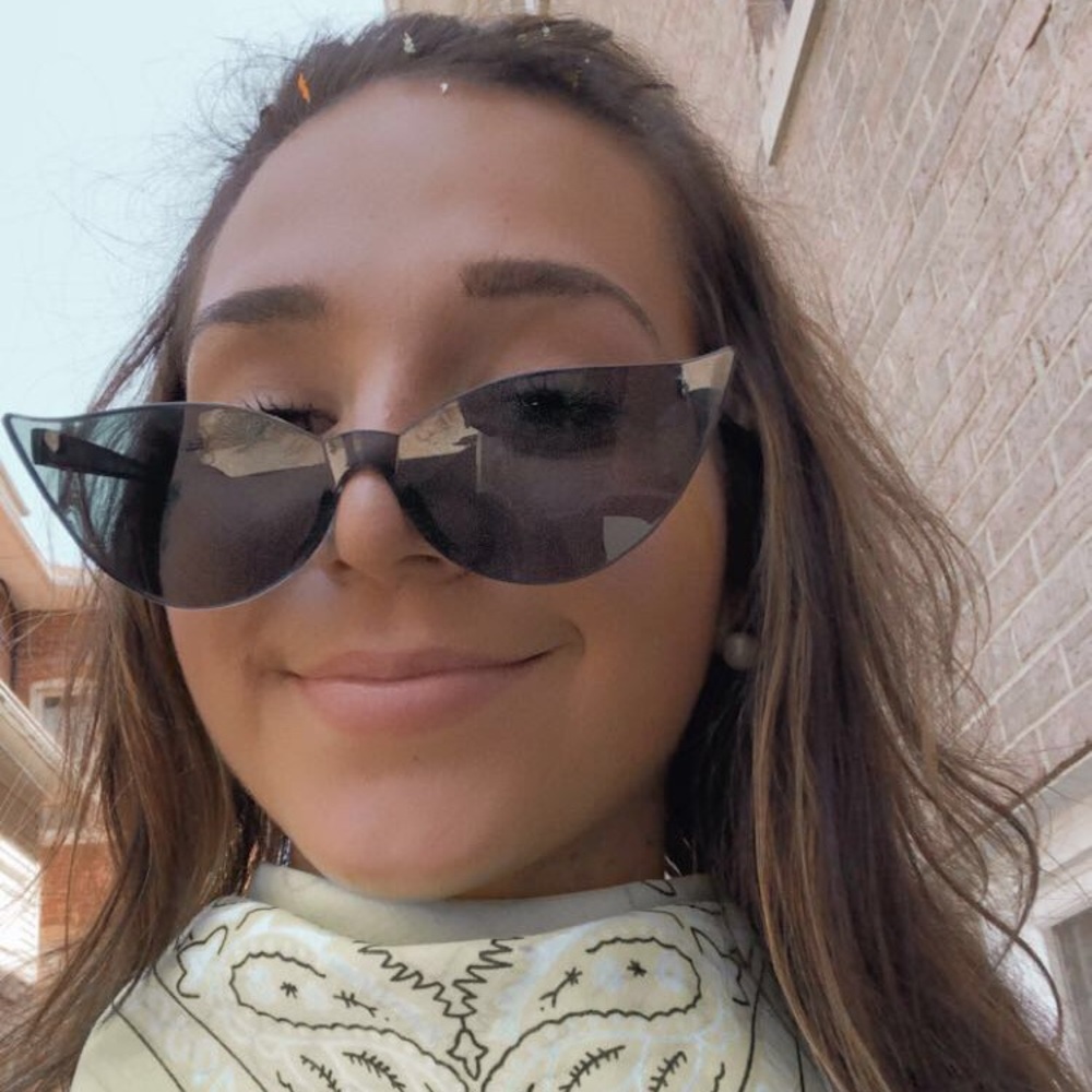 Meet your Posher, Grace